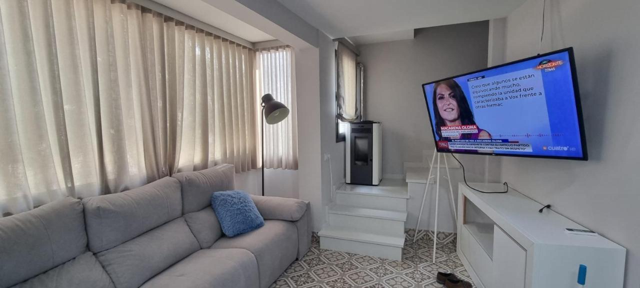 Virrey Del Pino - Apartamento En Baena Kültér fotó