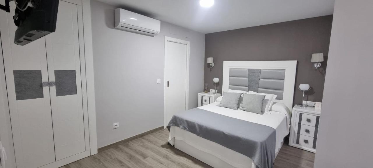 Virrey Del Pino - Apartamento En Baena Kültér fotó